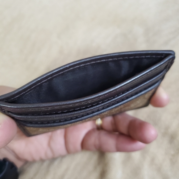 COACH CARD HOLDER - Picture 2 of 2